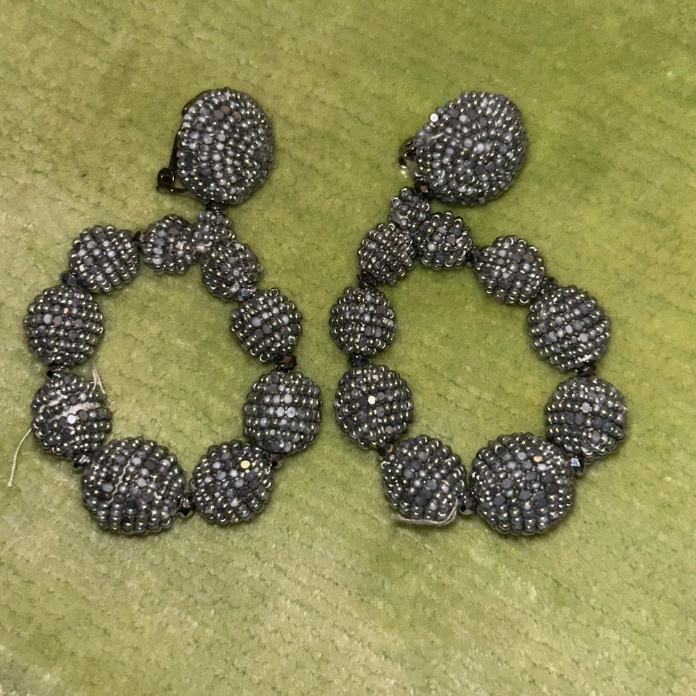 Oscar de la renta earrings